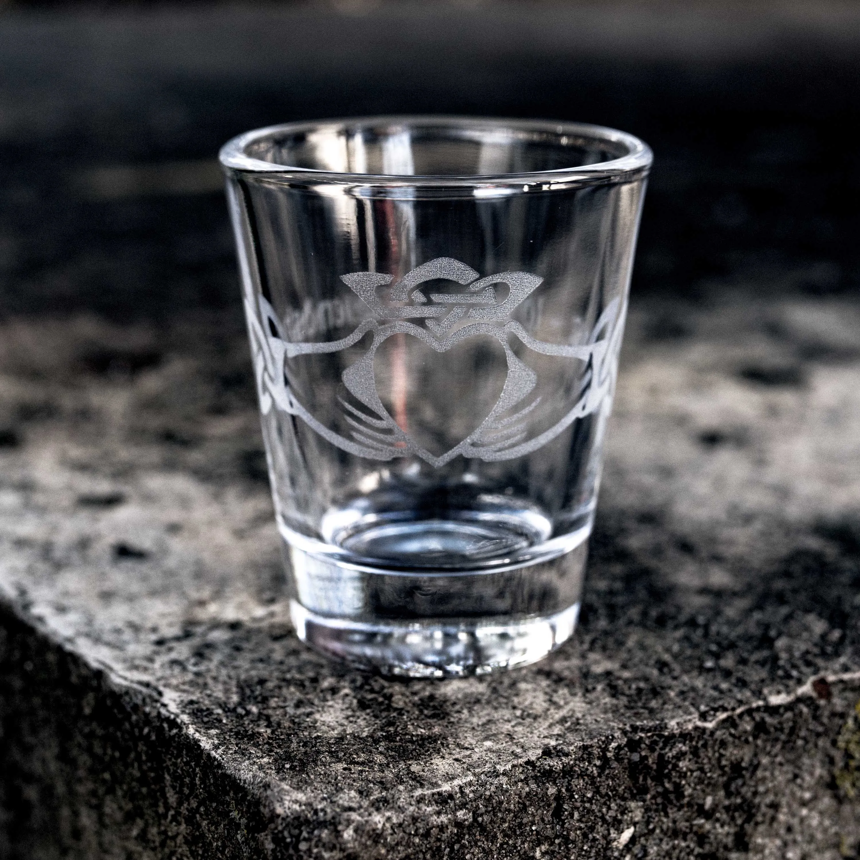 2oz Claddagh Shot glass