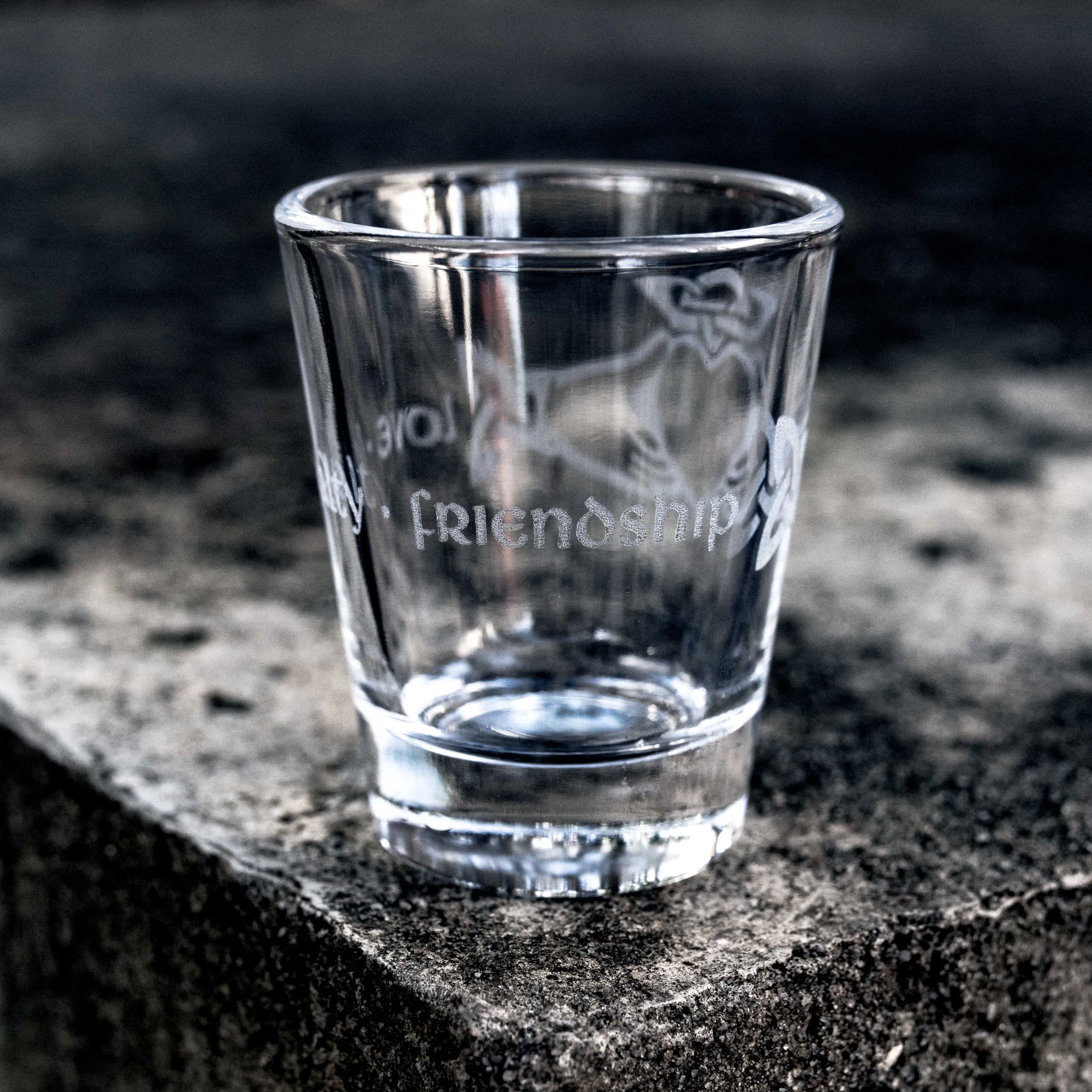 2oz Claddagh Shot glass