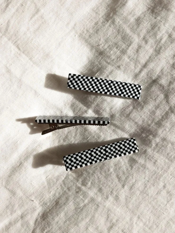 Flora Clips