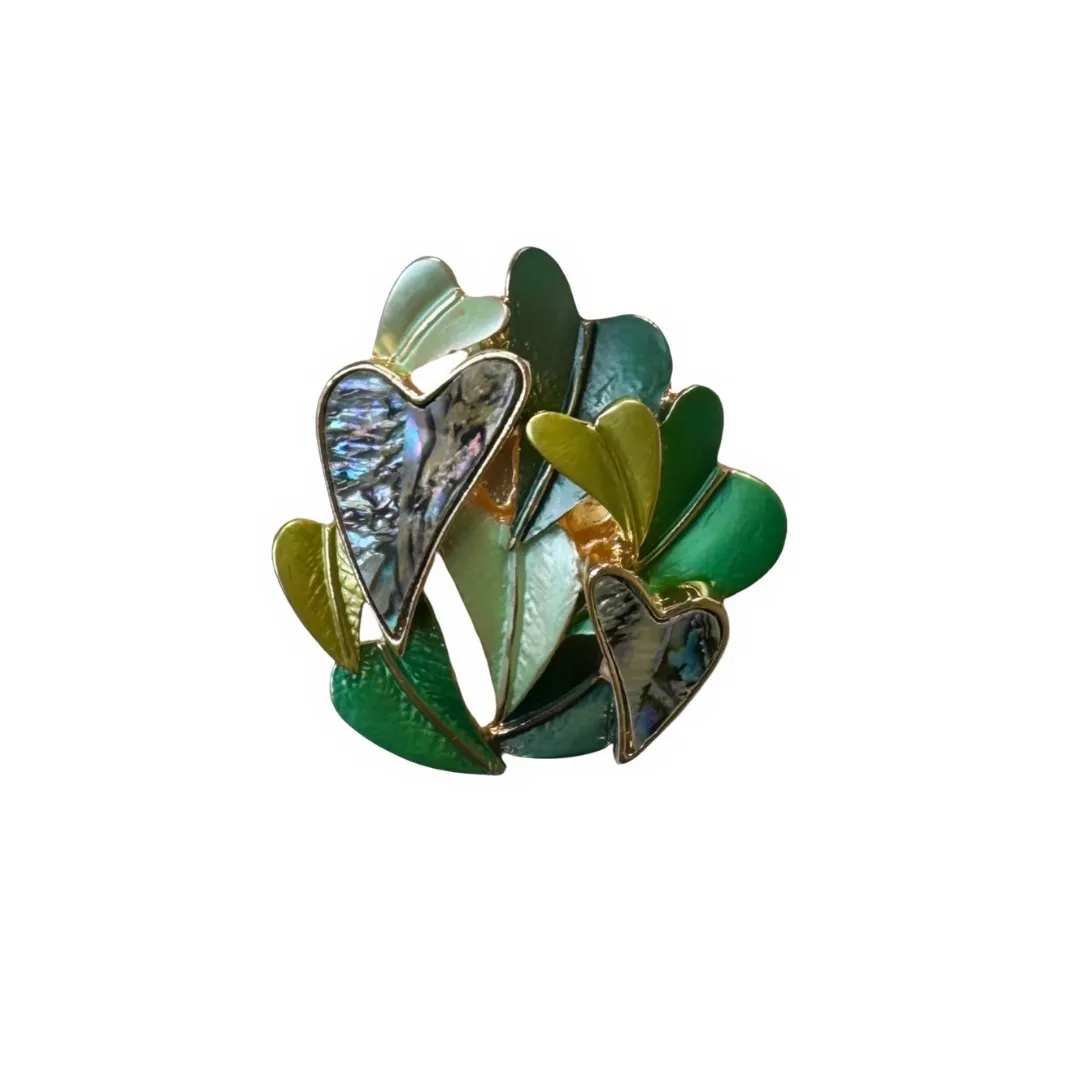 Magnetic Brooch - Green Heart Cluster