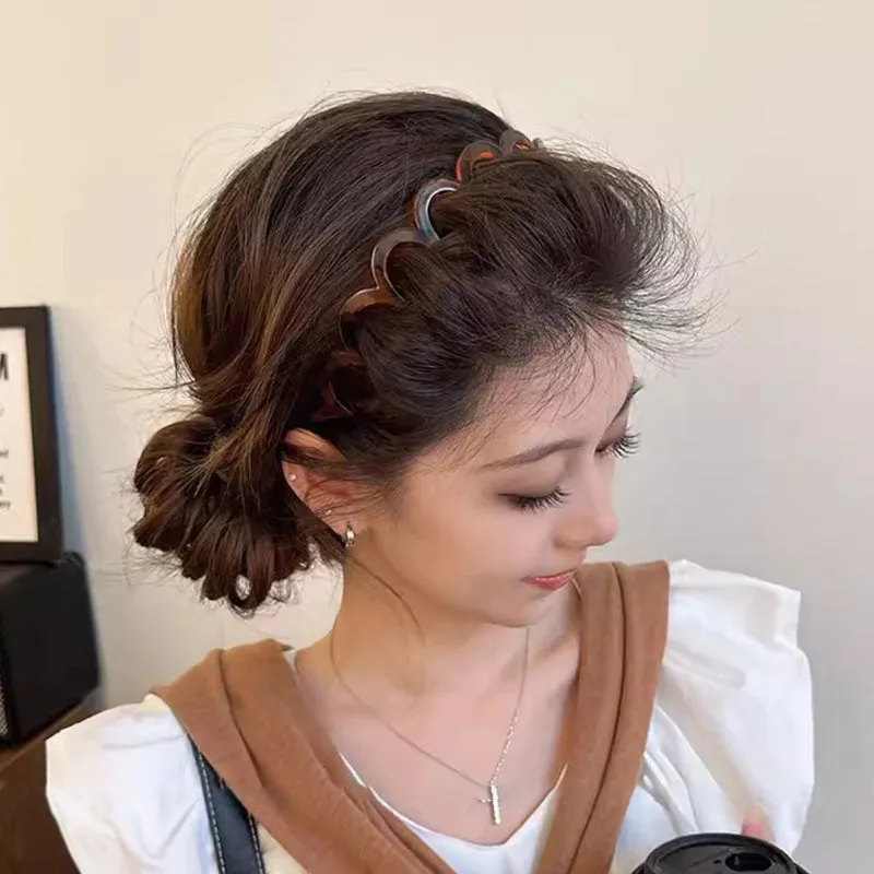Minimalist Plastic Wave Non-slip Hairband for Women