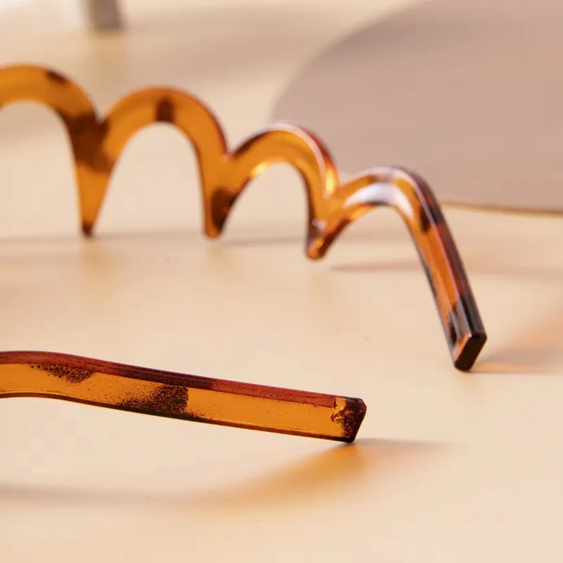 Minimalist Plastic Wave Non-slip Hairband for Women