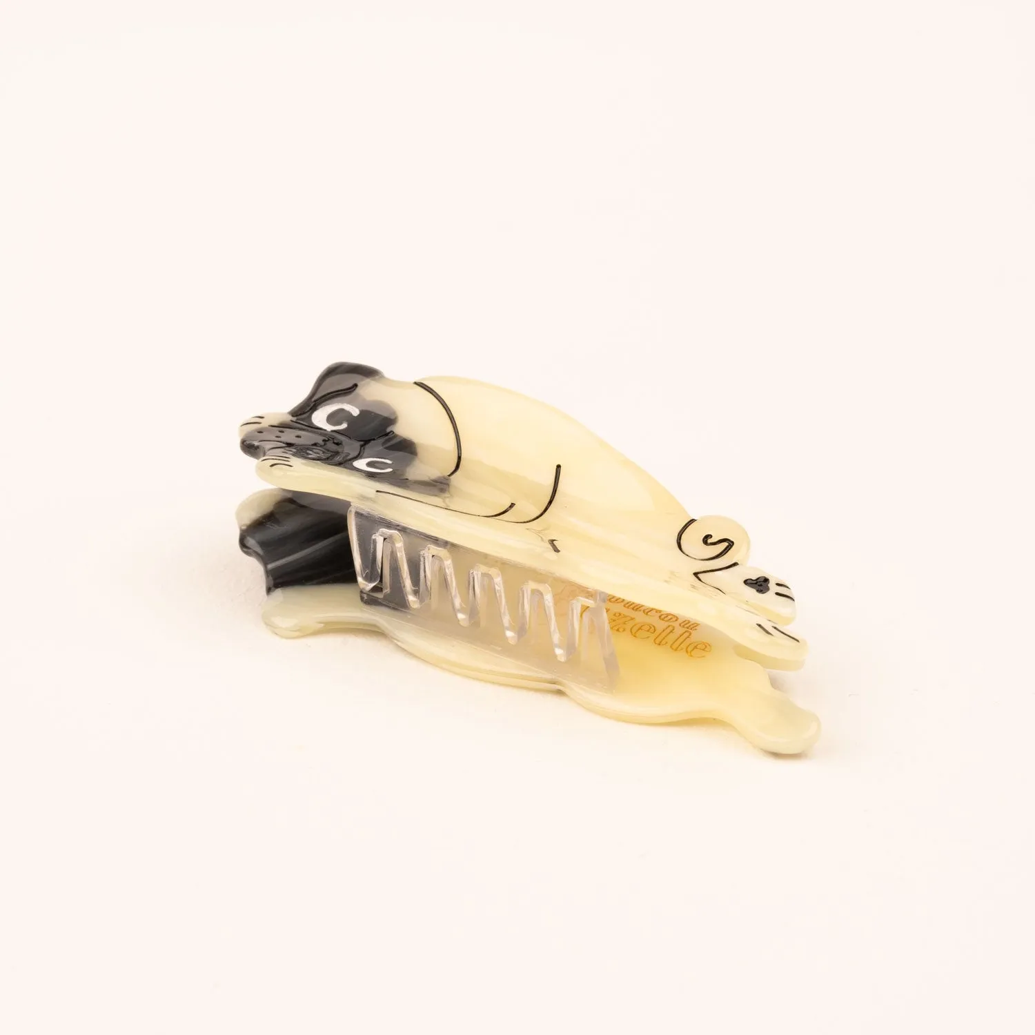 Pug Hair Claw