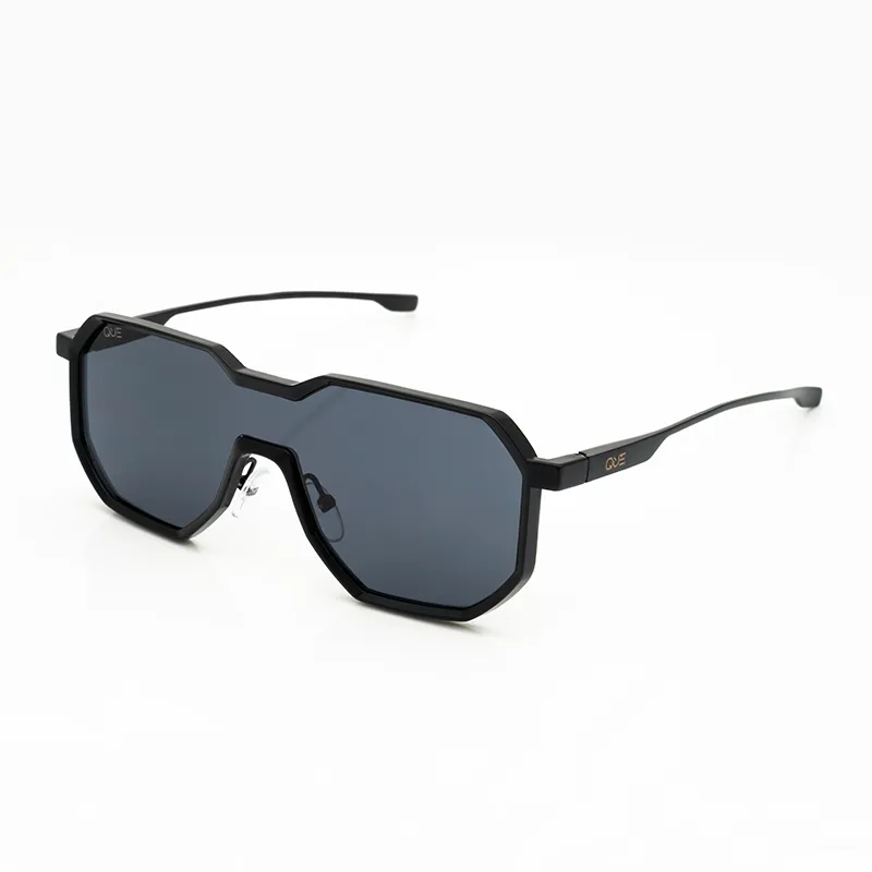 QUE METAL AVIATOR