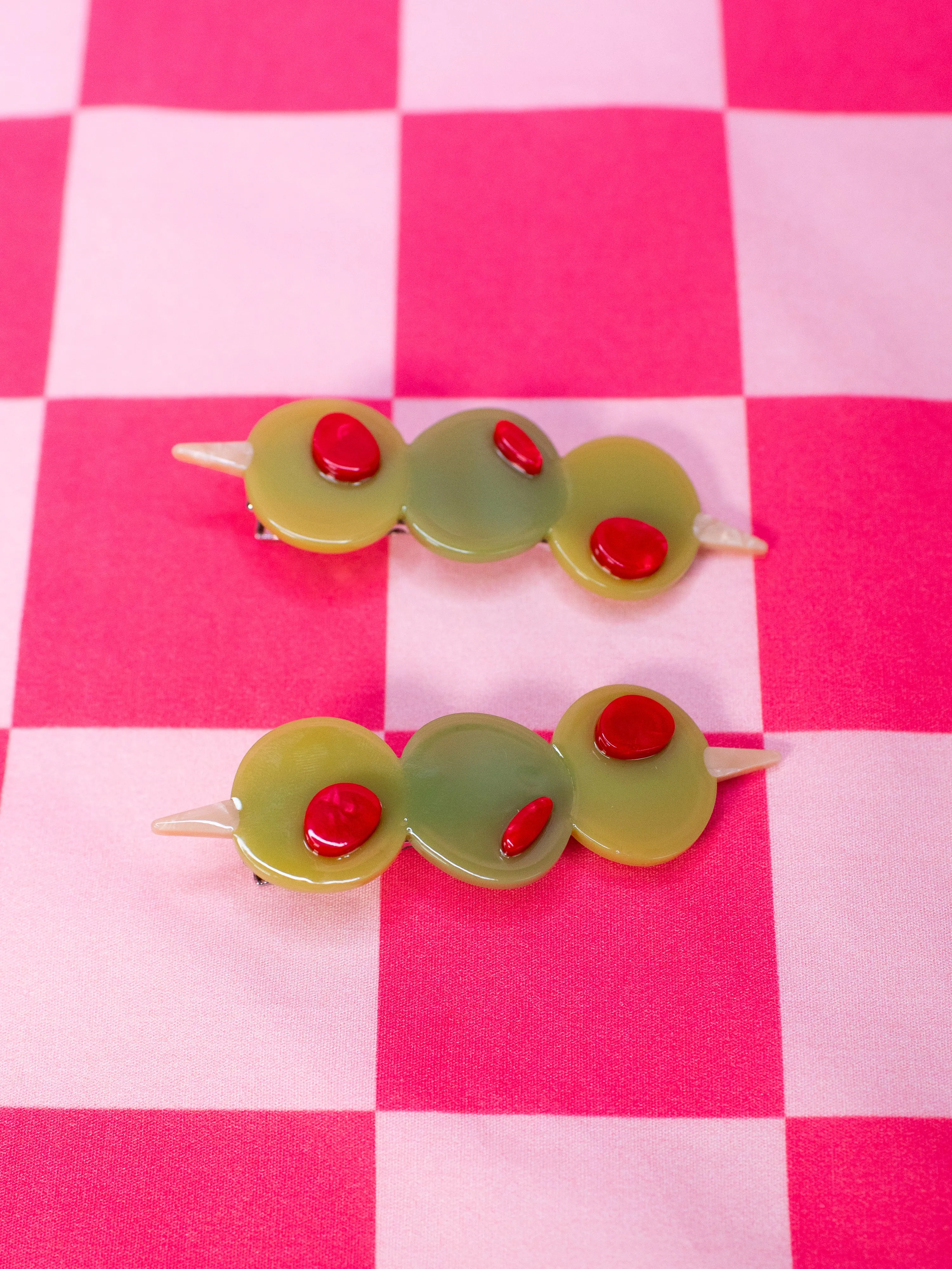 Stuffed Olive Clips